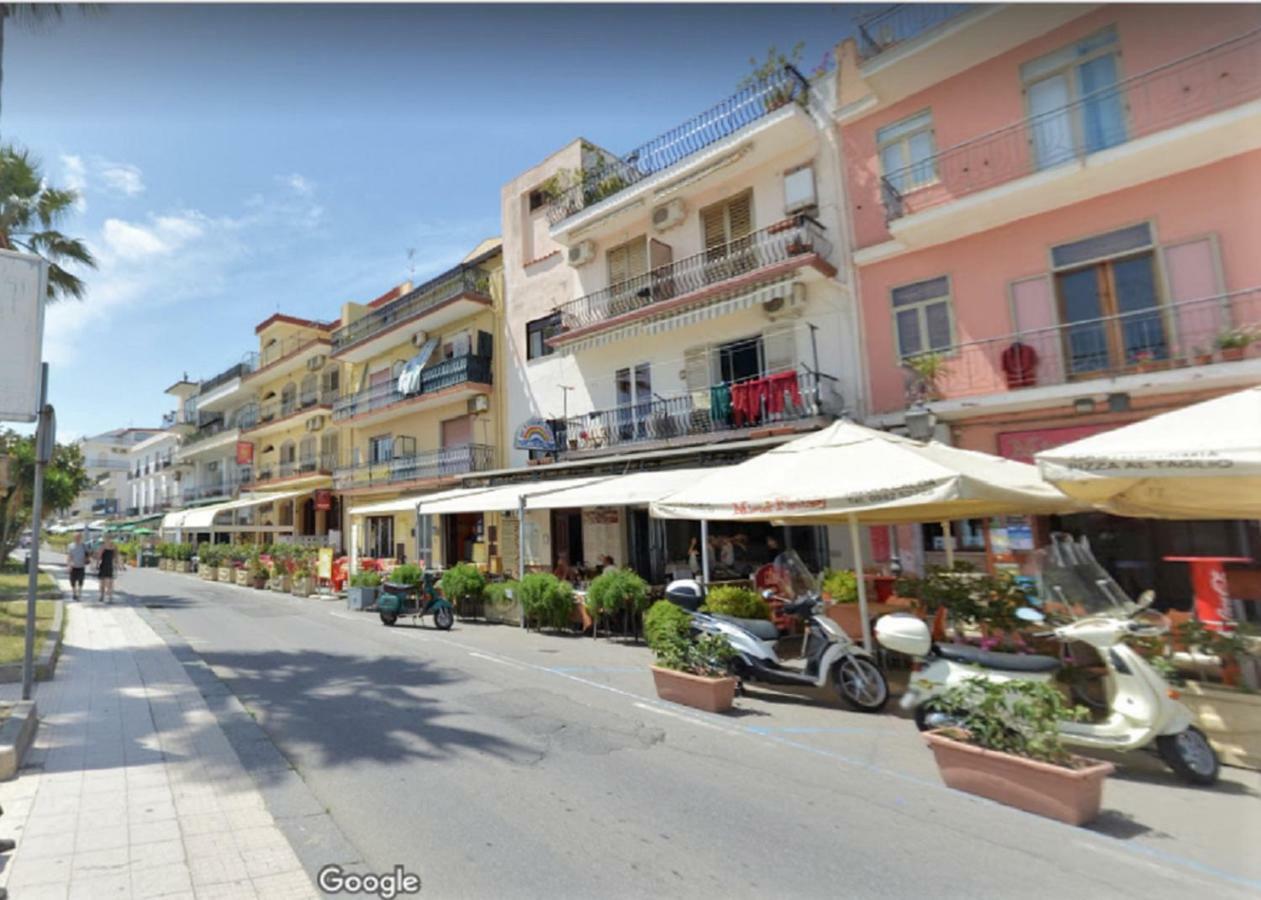 Hippocampus B&B Giardini-Naxos Exterior foto